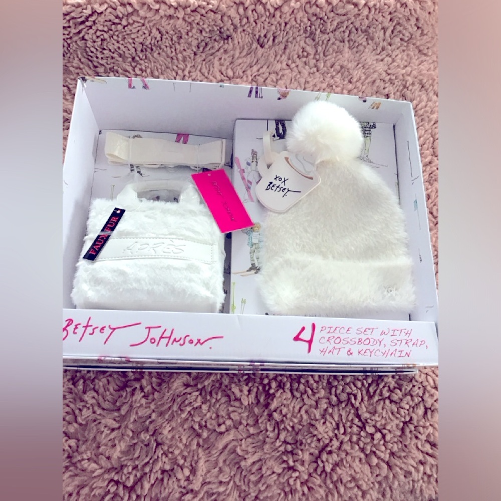 Betsey Johnson Fluffy Set Crossbody Bag, Hat ,Strap and Keychain New In Box